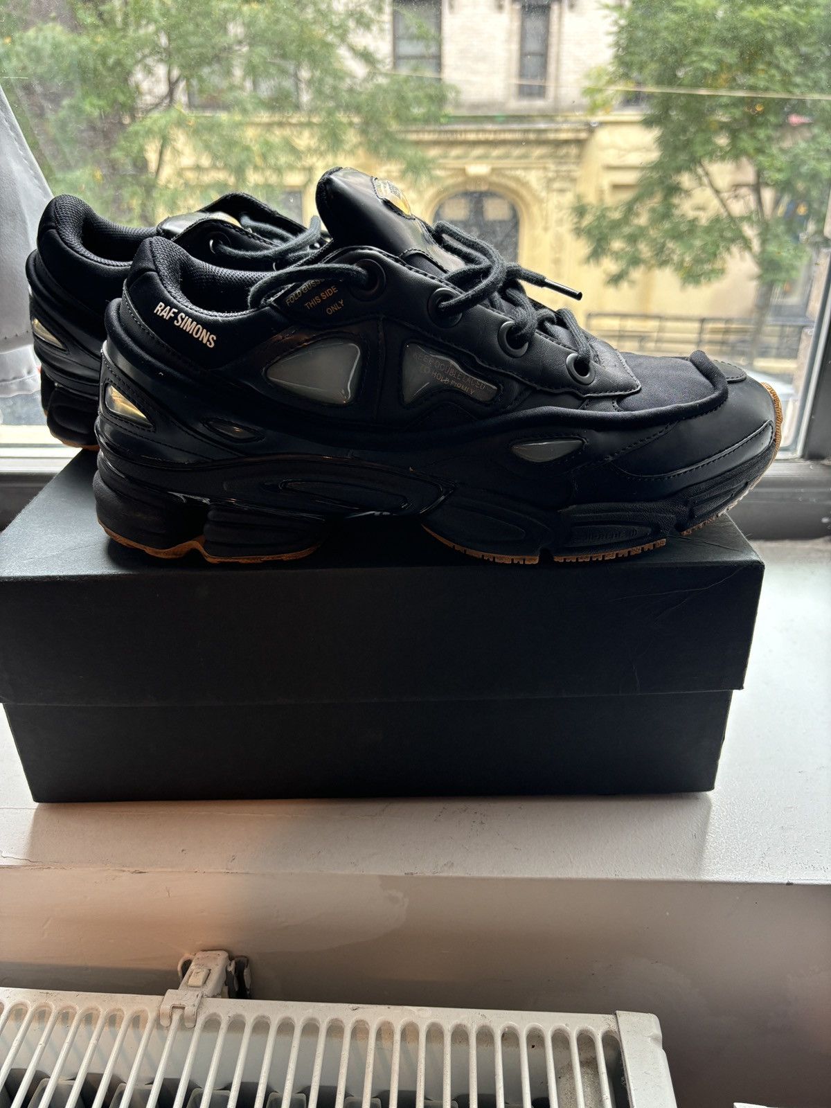 Raf Simons Ozweego Metallic Black Adidas × Raf Simons Raf Simons 