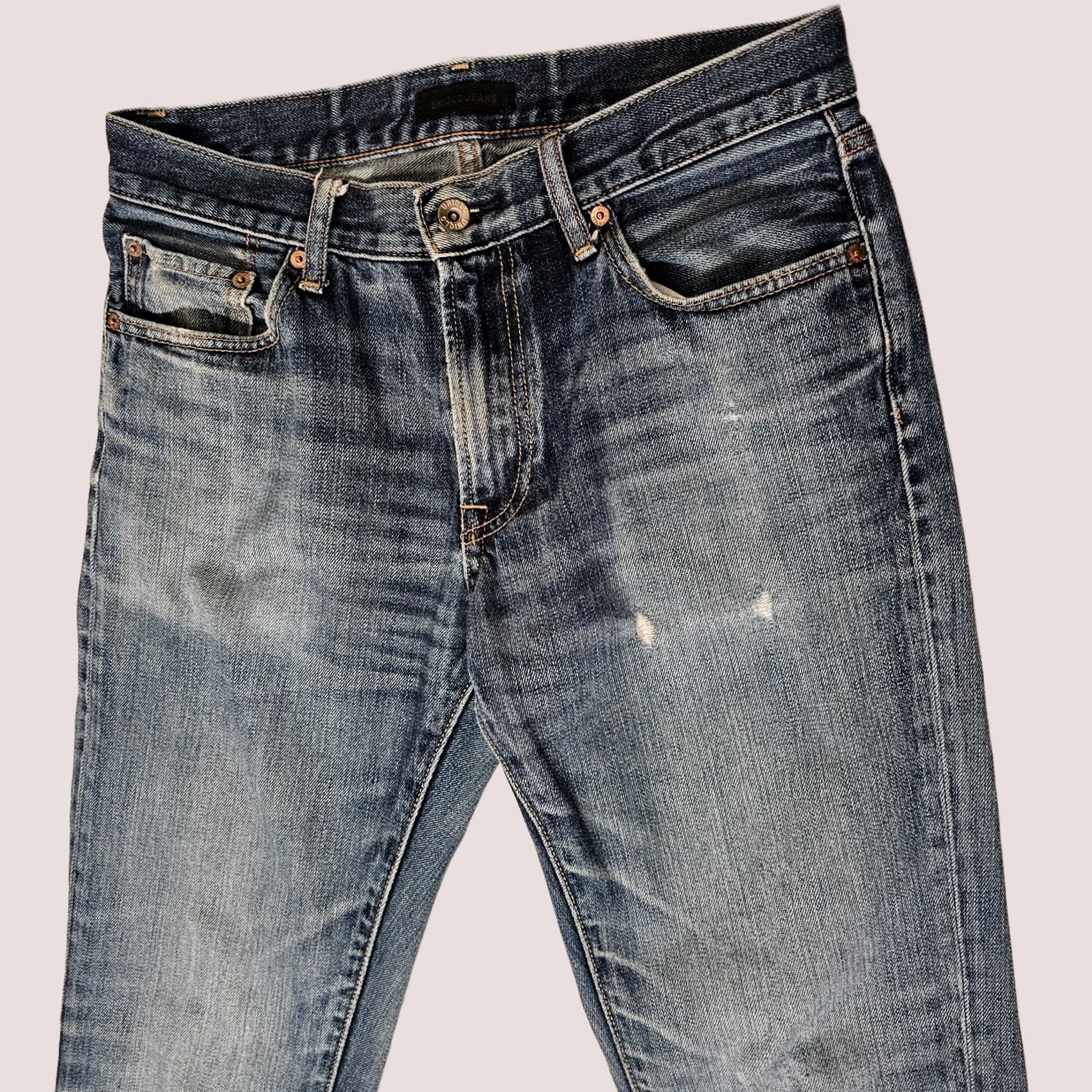 Uniqlo UNIQLO Jeans Men 30x32 Blue Medium Wash Distressed Cotton Denim Slim Straight 5-Pocket Belt Loops Vintage No Womens Mens Size US 30 / EU 46 - 1 Thumbnail