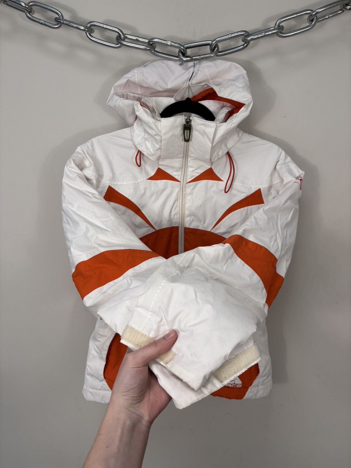 Nike ACG Nike ACG Vintage Women’s Outdoor Jacket Hooded Insulated Size S / US 4 / IT 40 - 11 Thumbnail