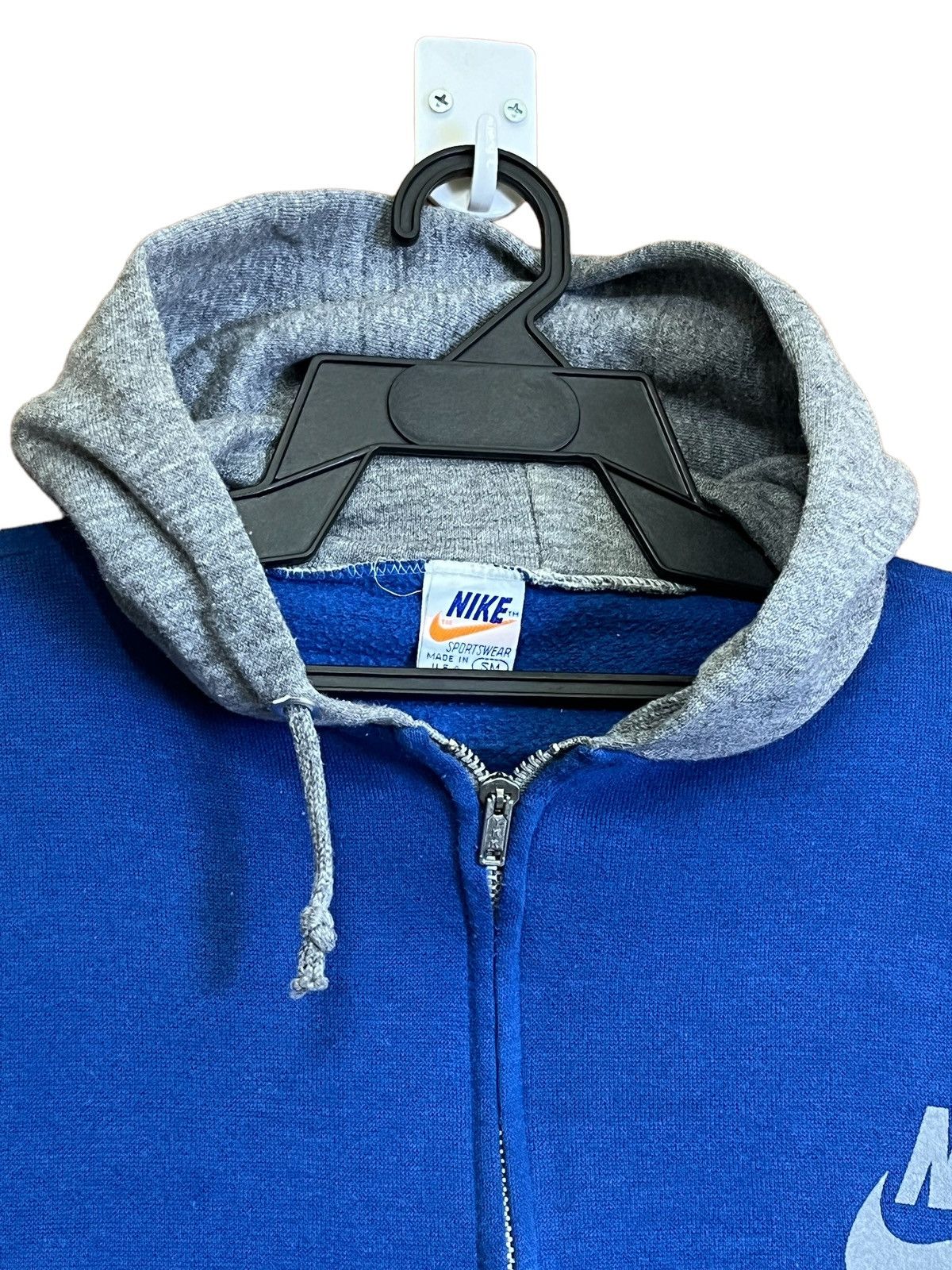 Nike RARE🔥VINTAGE 80s NIKE ORANGE TAG MADE IN USA ZIPPER HOODIES Size US S / EU 44-46 / 1 - 3 Thumbnail