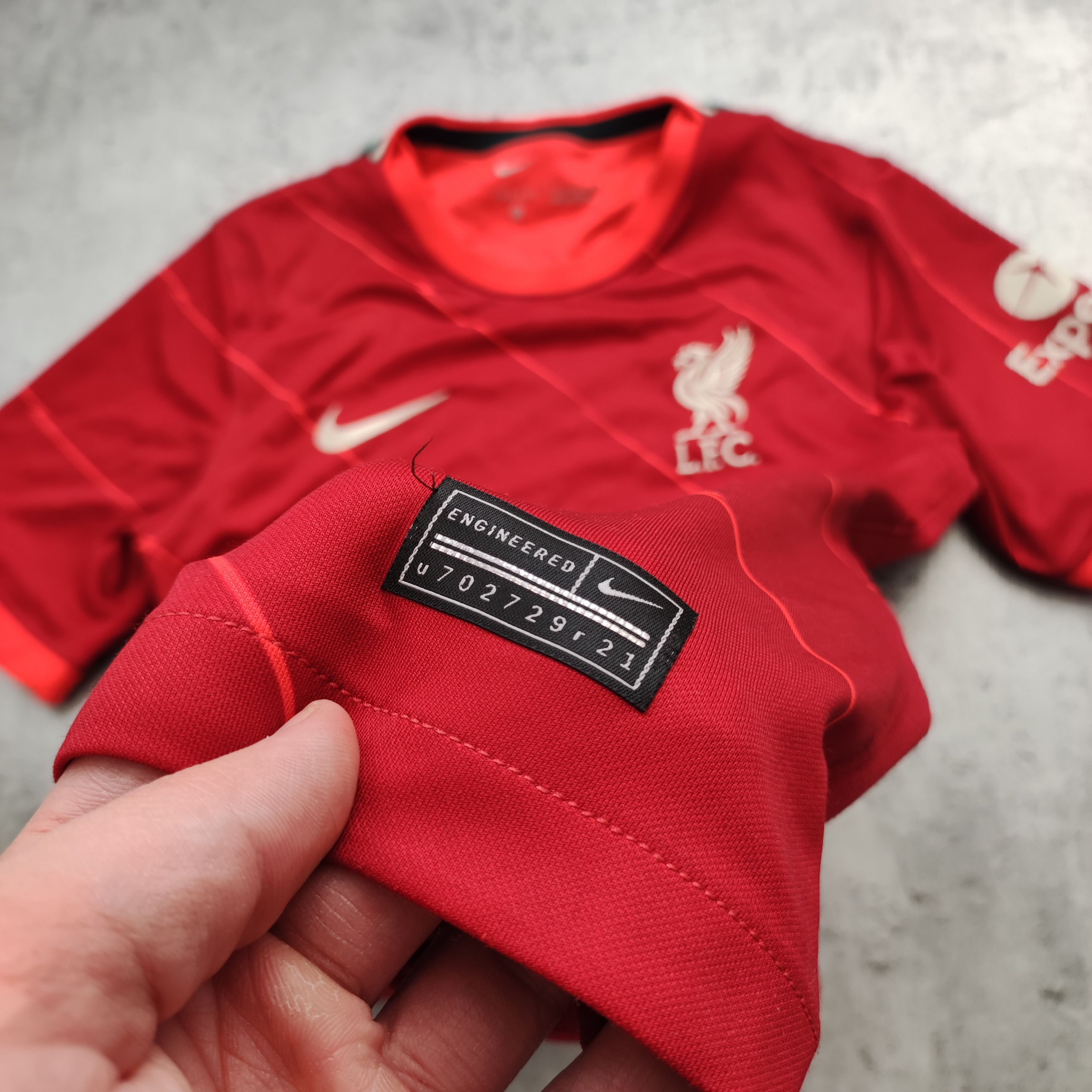 Nike Liverpool FC Football Home 2021/22 Nike Authentic Jersey Size US S / EU 44-46 / 1 - 5 Thumbnail