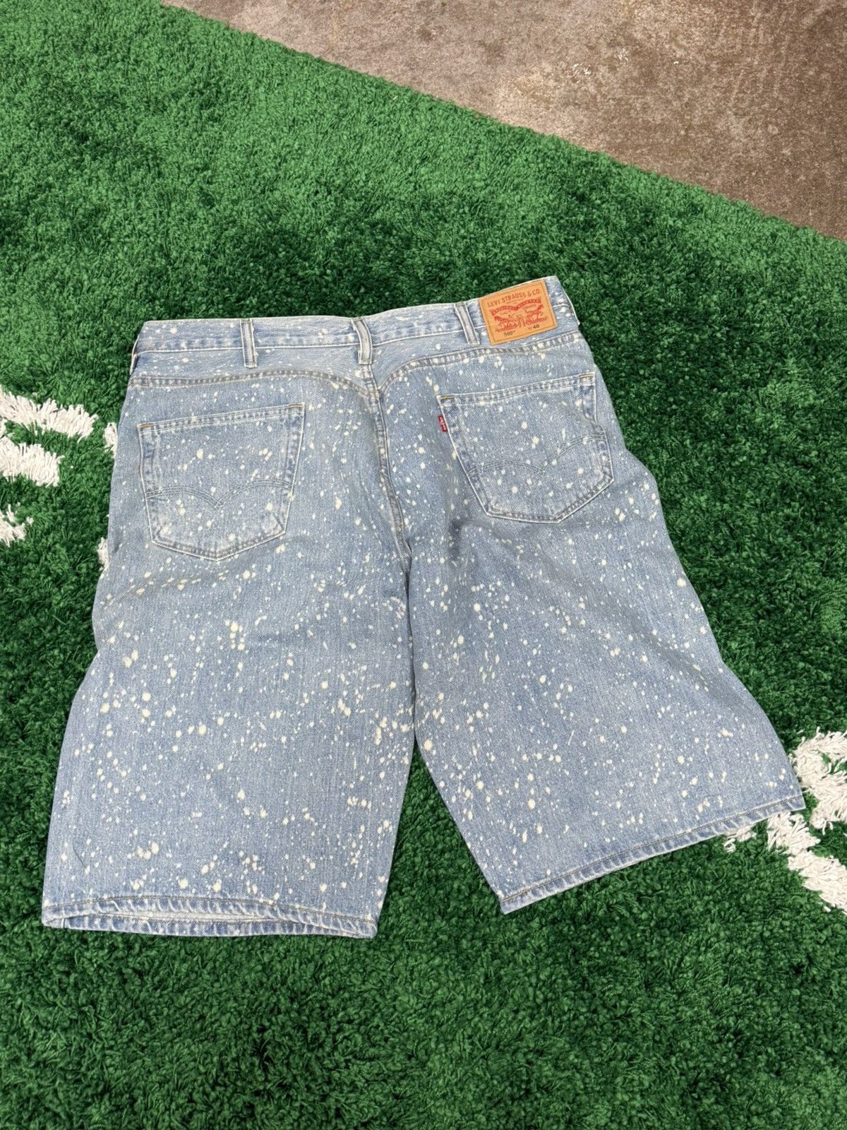 Levi's Levi's 559 Paint Splatter Bleach Denim Jean Shorts Sz. 40 Size US 40 / EU 56 - 2 Thumbnail