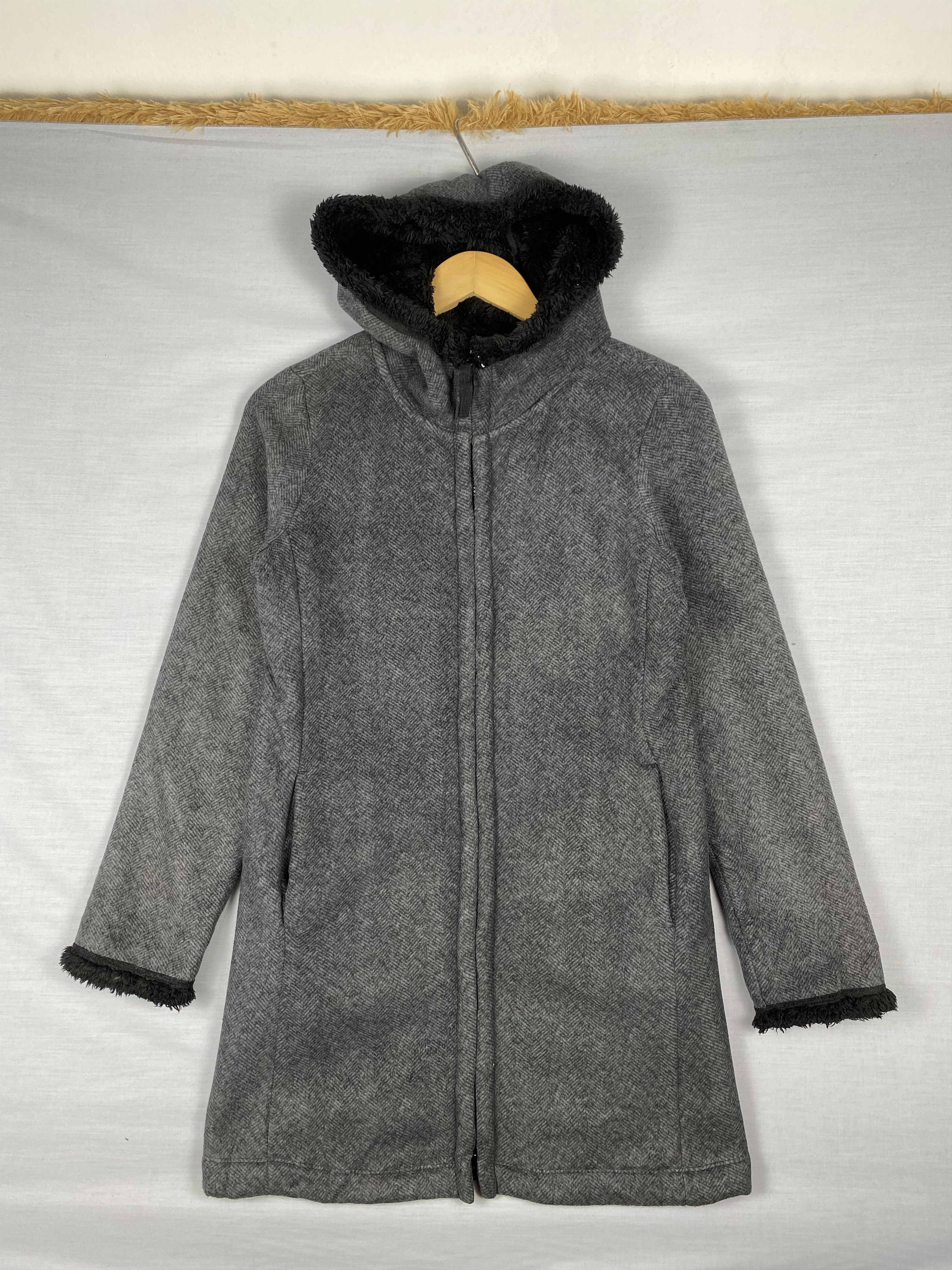 Uniqlo Vintage UNIQLO Hooded Sherpa Lining Wool-Blend Coat Size US M / EU 48-50 / 2 - 1 Thumbnail