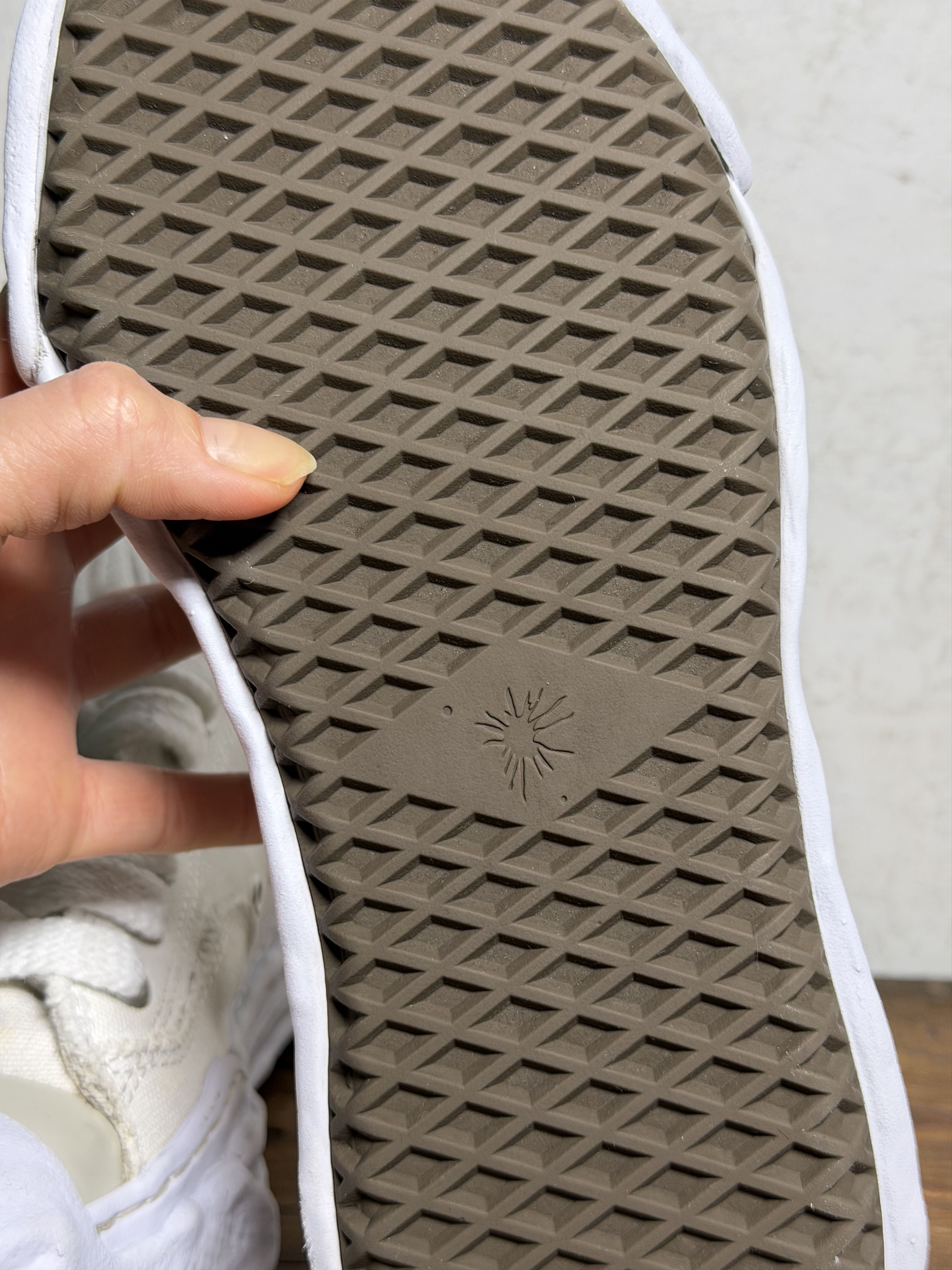 Maison MIHARA YASUHIRO Maison Mihara Yasuhiro Hank OG Sole Canvas Low-top Sneakers Size US 6 / EU 39 - 13 Thumbnail