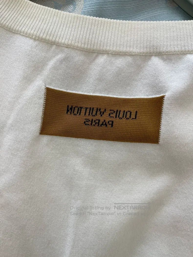 Louis Vuitton Louis Vuitton white short sleeves Size US L / EU 52-54 / 3 - 4 Thumbnail