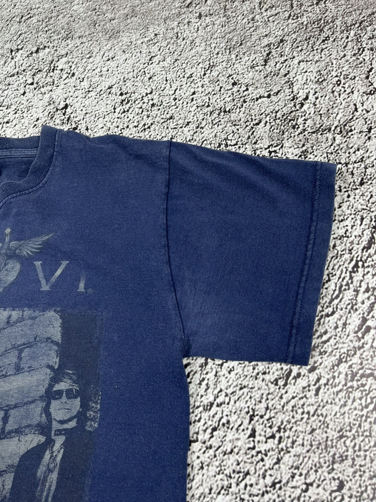 Band Tees Vintage 00s Bon Jovi 2011 big logo tour t shirt streetwear M Size US M / EU 48-50 / 2 - 6 Thumbnail