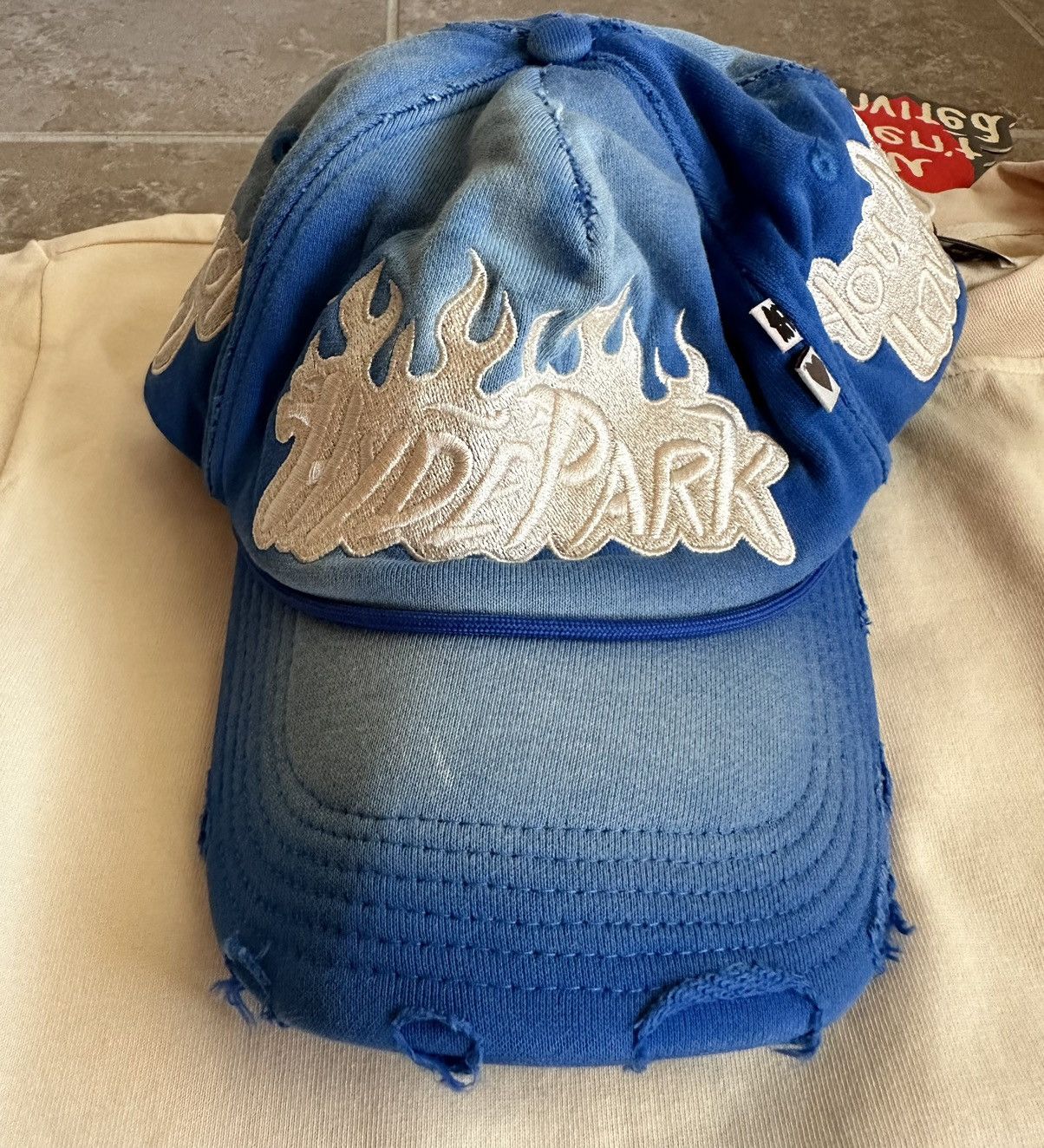 Hyde Park Goods Hyde Park Staff Pocket Tee w Hat Size US L / EU 52-54 / 3 - 9 Thumbnail