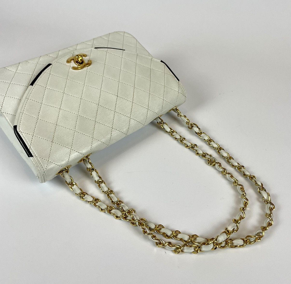 Chanel Chanel Mattelasse Size ONE SIZE - 7 Thumbnail