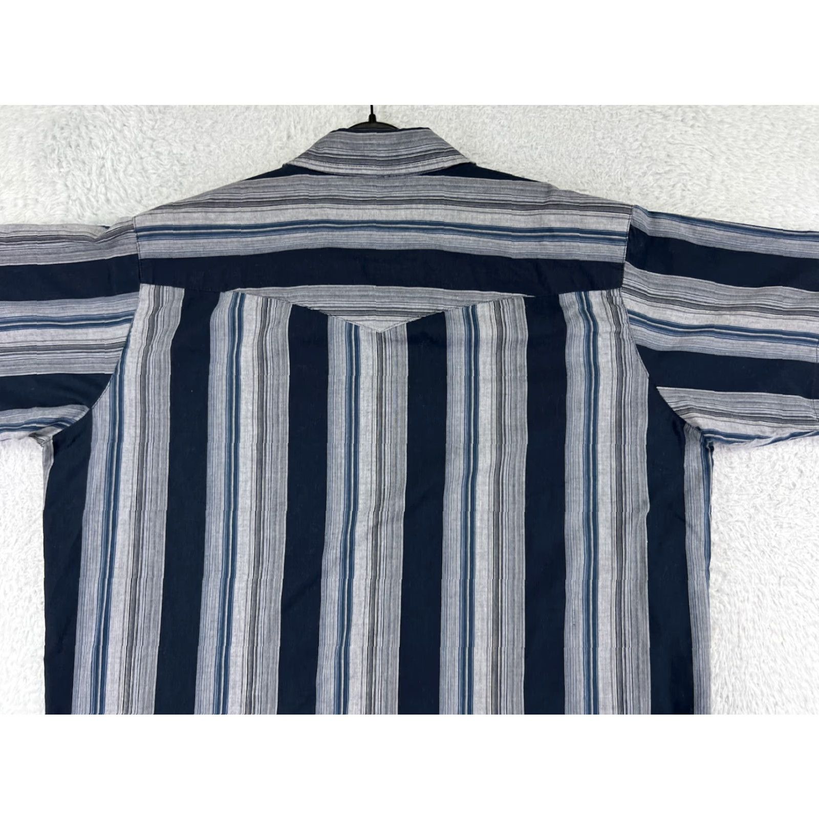 Vintage Canyon Guide Shirt Mens XL Blue Stripe Western Pearl Snap Pockets Shirt Mens XL Blue Stripe Western Canyon Guide Size US XL / EU 56 / 4 - 6 Thumbnail
