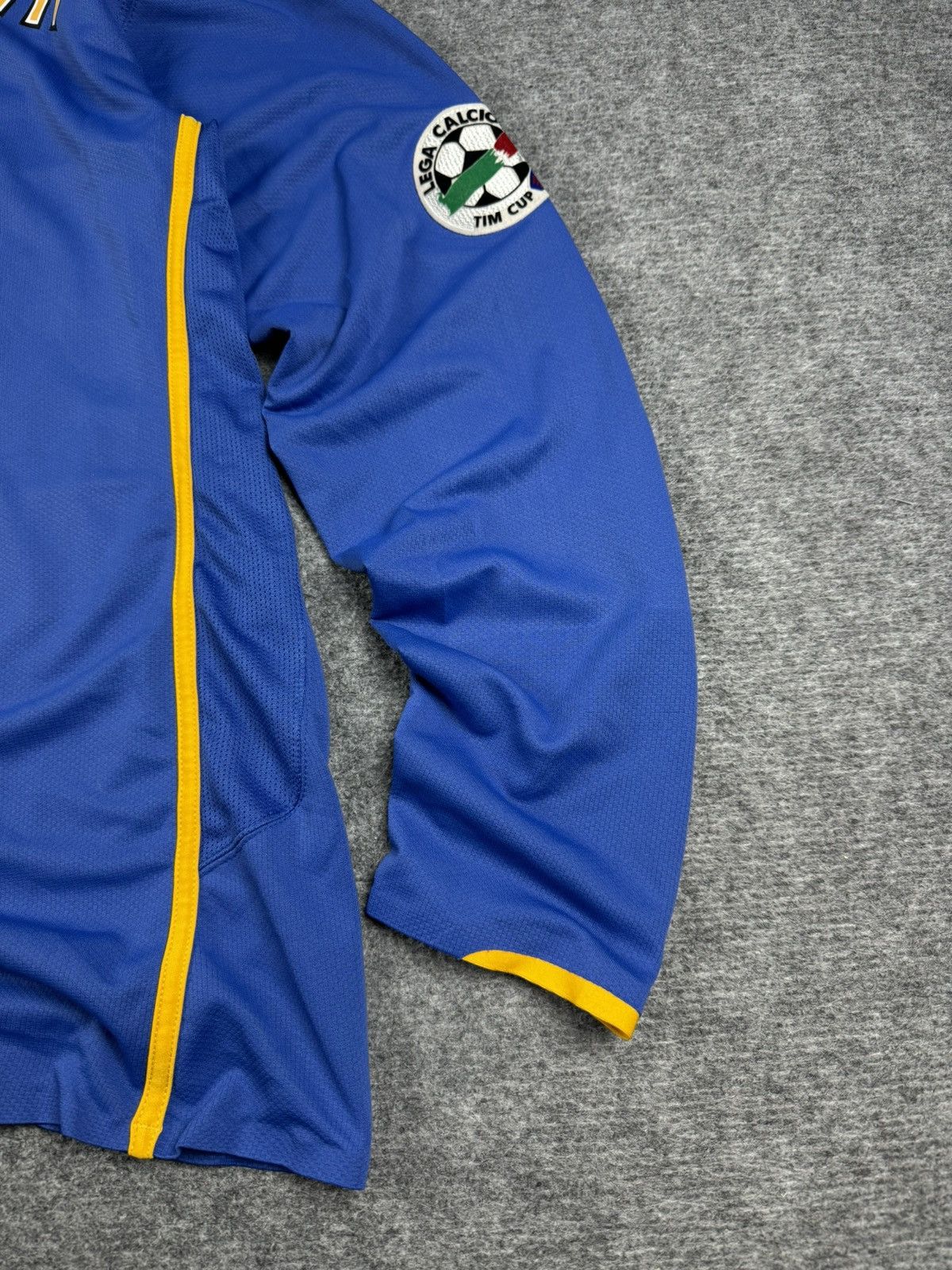 Vintage Vintage Juventus 2008 2009 away longsleeve jersey COSENTINI Size US L / EU 52-54 / 3 - 11 Thumbnail