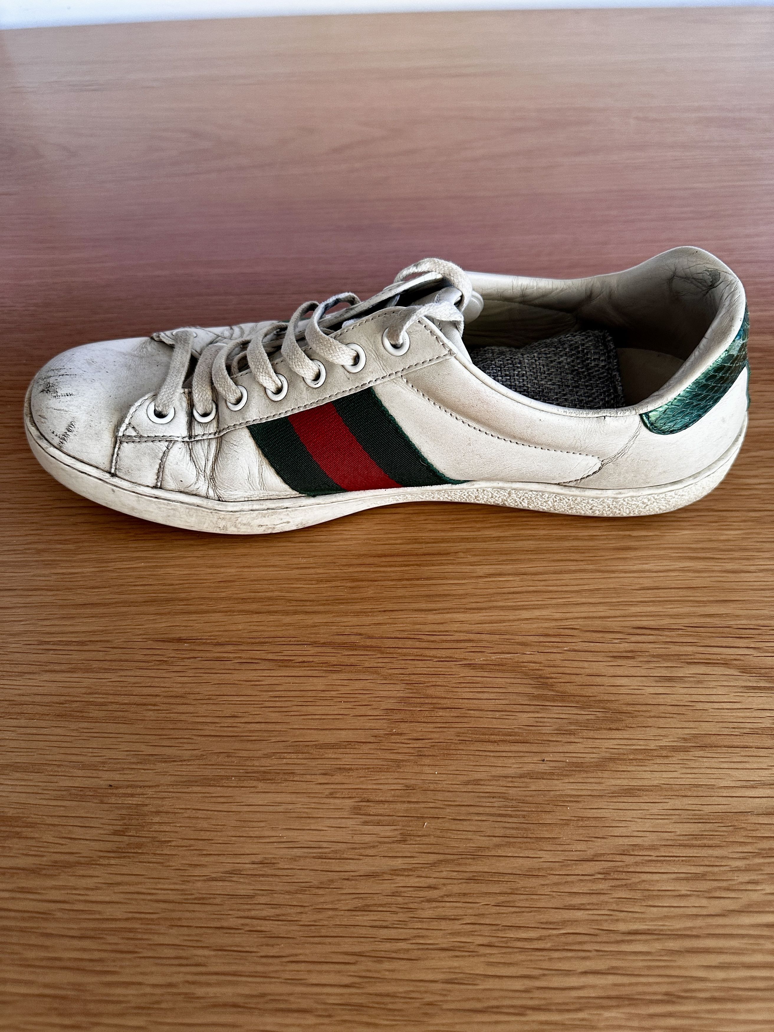 Gucci Gucci Ace Embroidered Bee Sneaker Size US 9 / EU 42 - 3 Thumbnail