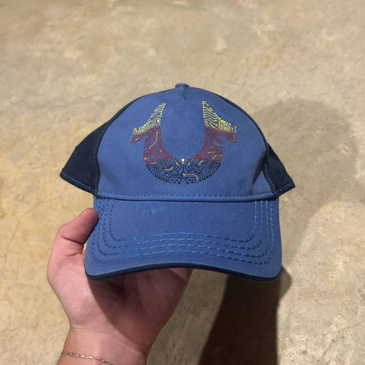 ☆希少☆true religion capダメージ加工　サンフェード　キャップ 2025年最新】true religion キャップの人気アイテム - メルカリ