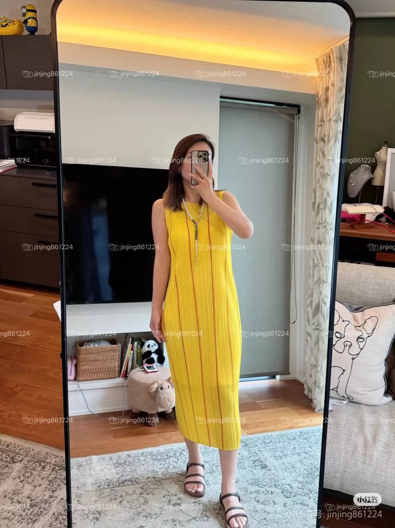 Issey Miyake Issey Miyake size:3 Yellow Qingshan limited edition dress Size XS / US 0-2 / IT 36-38 - 2 Thumbnail