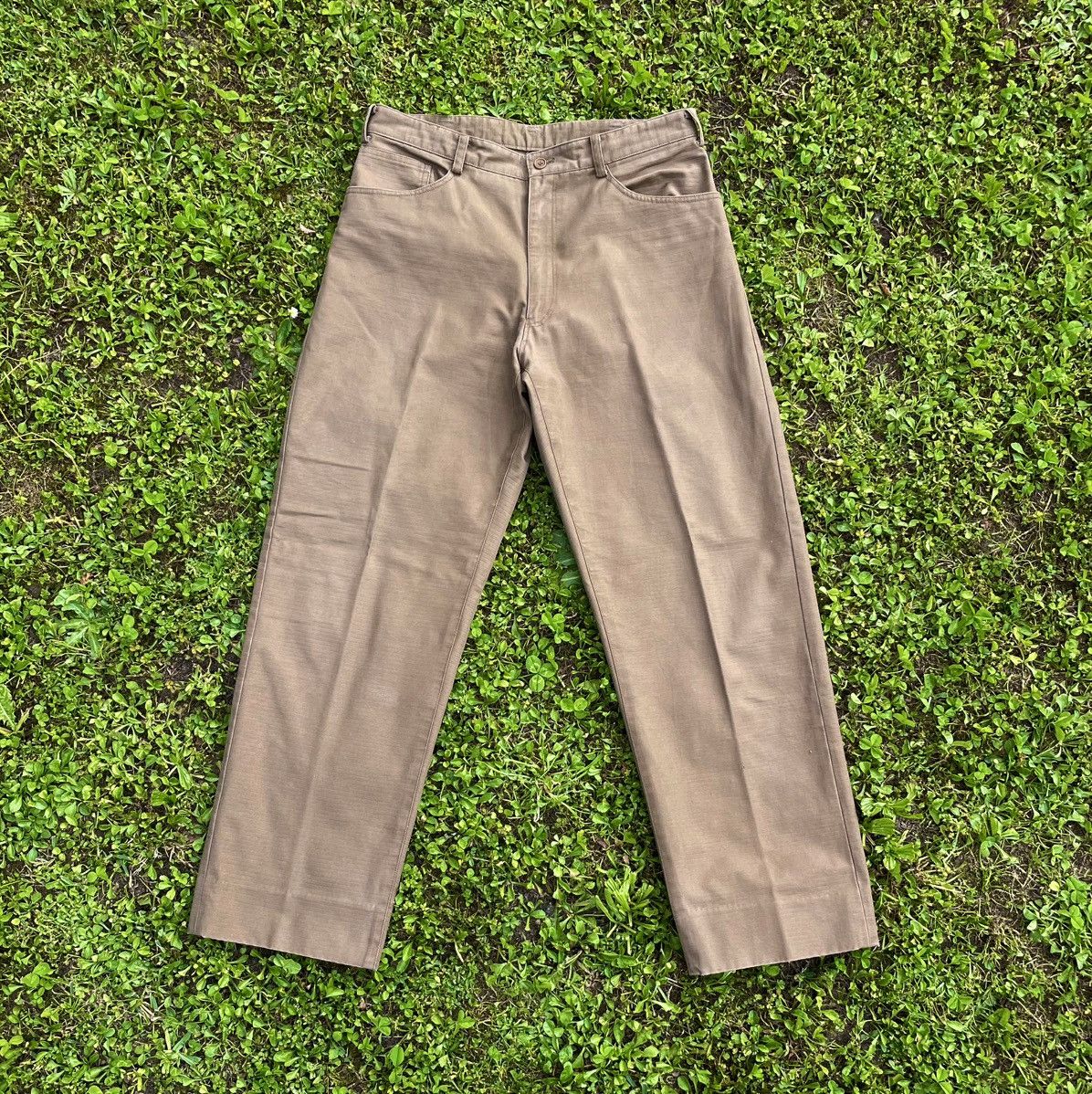 Designer × Issey Miyake × Japanese Brand Issey Miyake beige khaki cotton pants Size US 26 / EU 42 - 3 Thumbnail