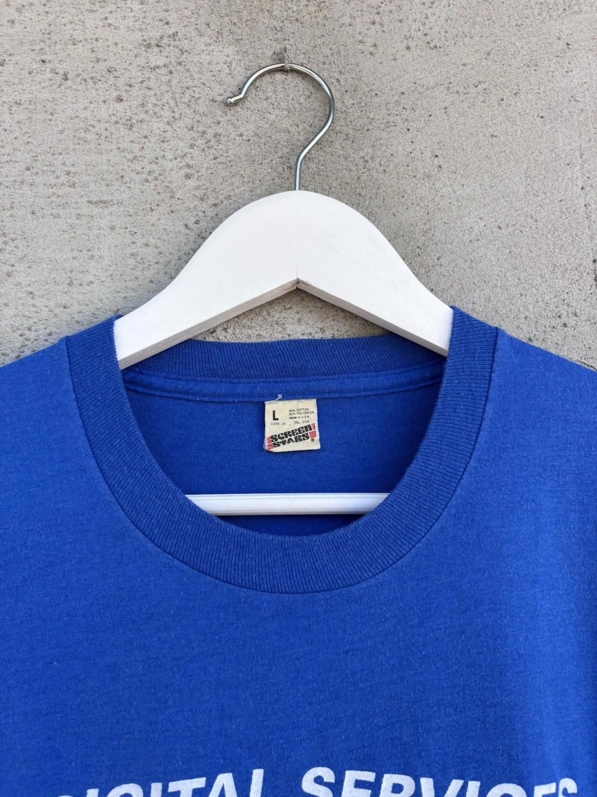 Vintage Vintage 1980s Digital Services T-shirt Large Screen Stars Size US L / EU 52-54 / 3 - 5 Thumbnail