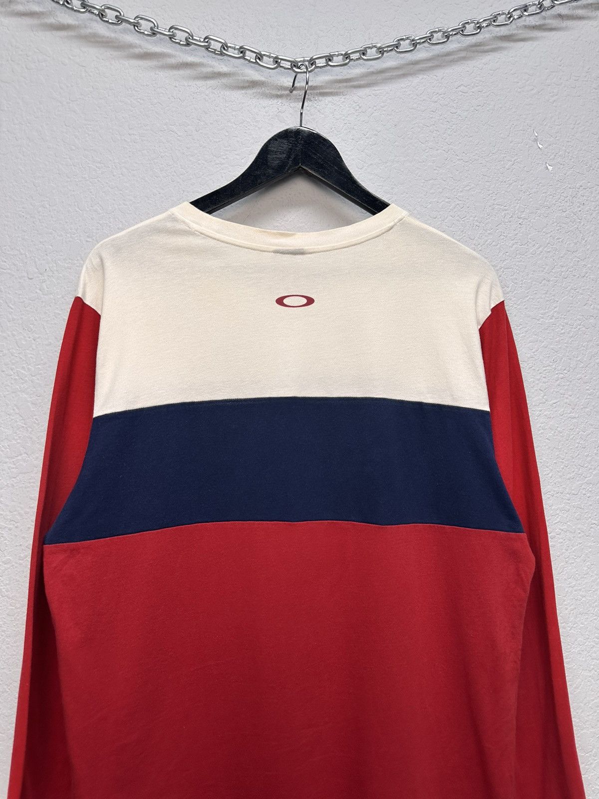 Oakley Vintage Streetwear Oakley Y2K Crazy faded T-shirt Distressed Size US M / EU 48-50 / 2 - 13 Thumbnail