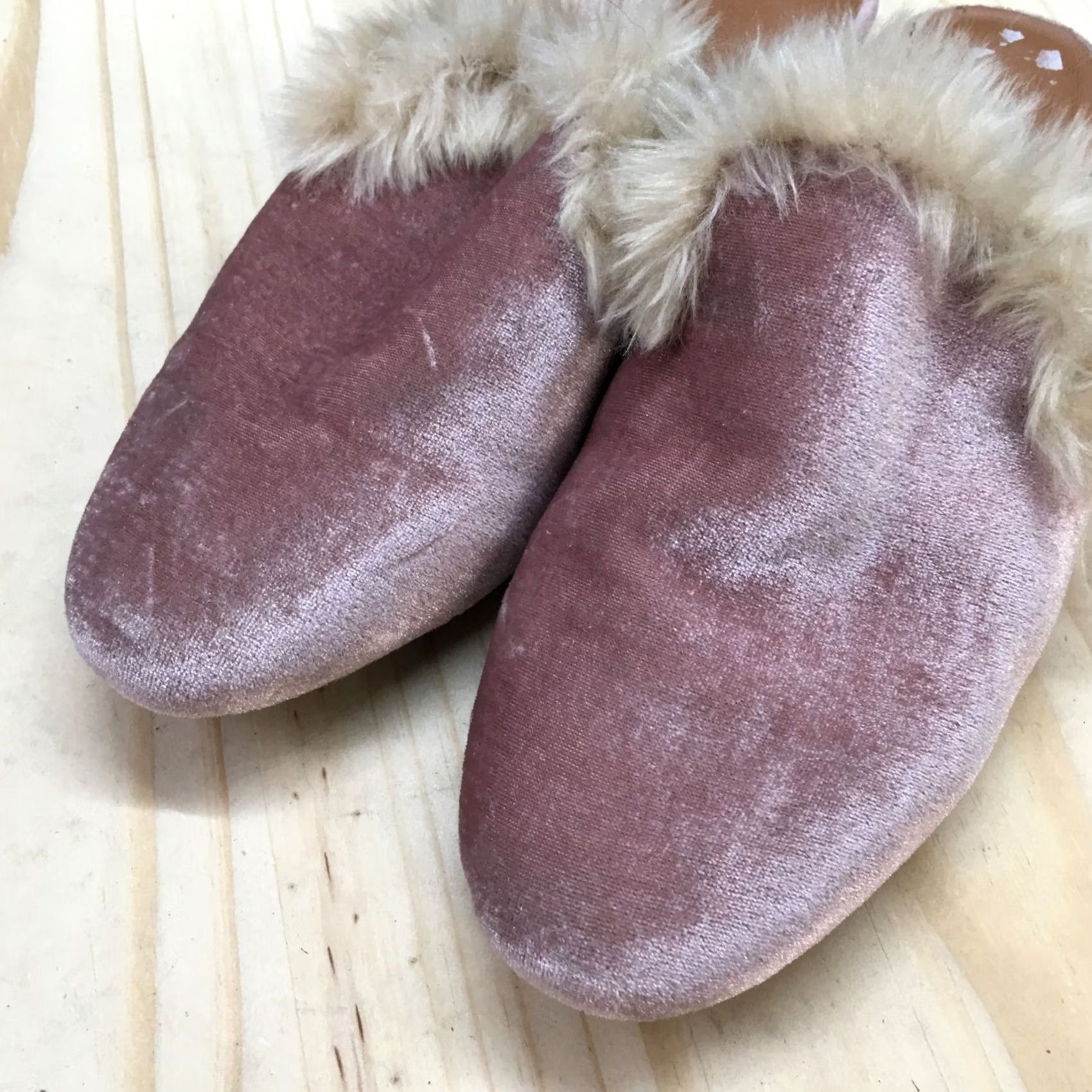 Vintage Universal Thread Sandals Womens 7 Bibiana Mule Block Heels Pink Slip On Fur Sandal Women M Pink Black Fur Trim Casual Slide Shoes Womens Size US 7 / IT 37 - 4 Thumbnail