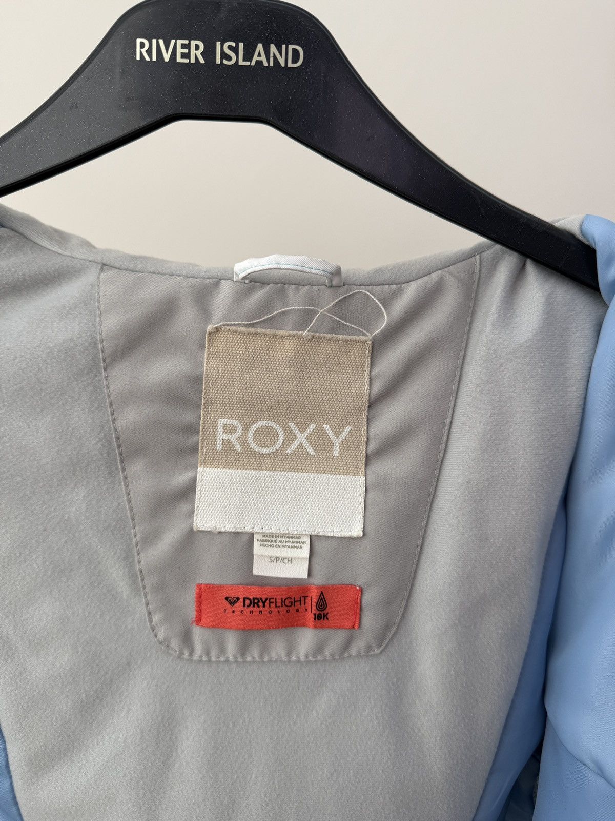 Other Vintage Roxy Women’s Ski Snow Jacket Hooded Waterproof Size S / US 4 / IT 40 - 14 Thumbnail