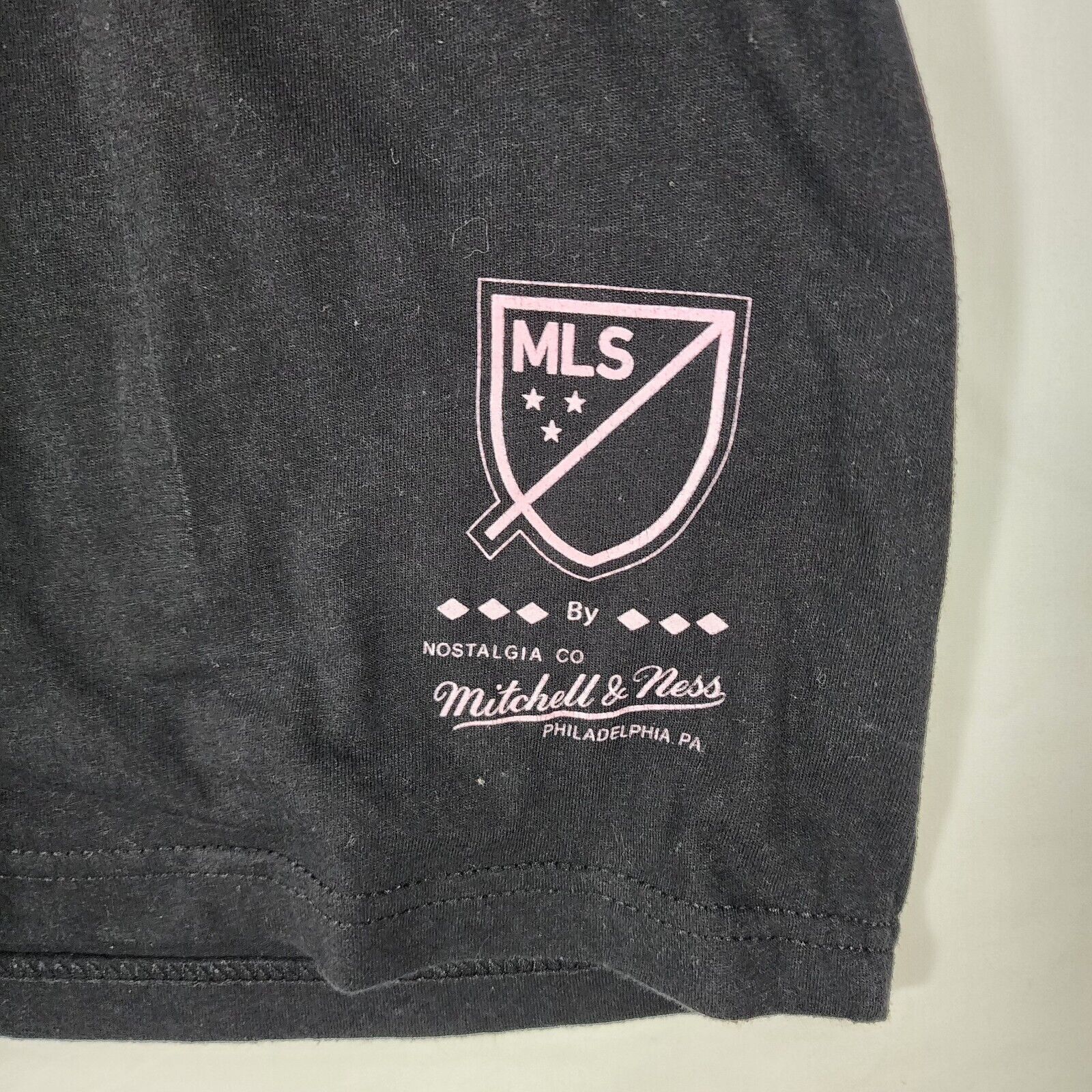 Mitchell & Ness Inter Miami CF Mitchell Ness T-Shirt Mens Sz M Soccer Futbol Size US M / EU 48-50 / 2 - 4 Thumbnail