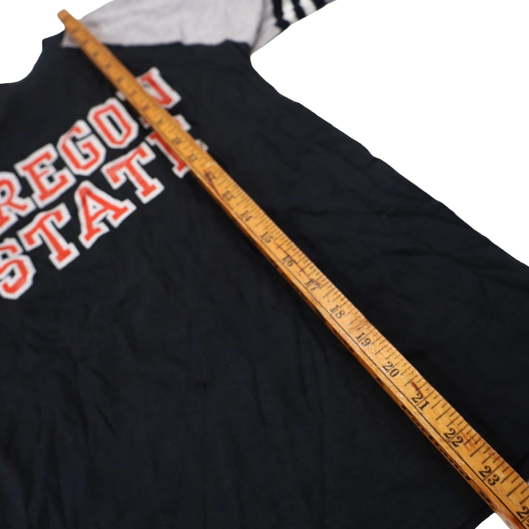Vintage VINTAGE Oregon State College Mens T Shirt Black Small Graphic Spellout Shirt Mens Black Boys Girls Womens Mens Size US S / EU 44-46 / 1 - 8 Thumbnail
