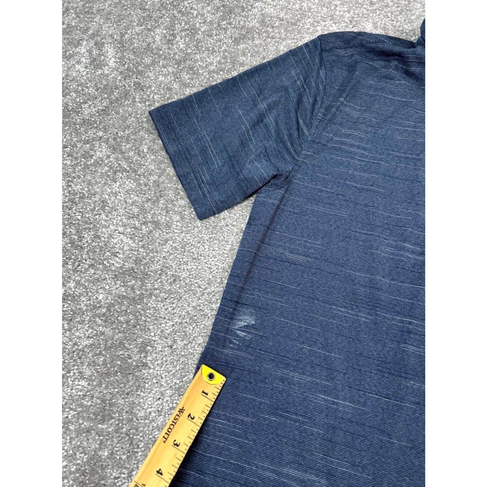 Under Armour Under Armour Polo Shirt Mens Small Blue HeatGear Golf Shirt Mens S Blue Polo Under Armour HeatGear Golf Mens Short Sleeve Breathable Polo Shirt Size US S / EU 44-46 / 1 - 5 Thumbnail