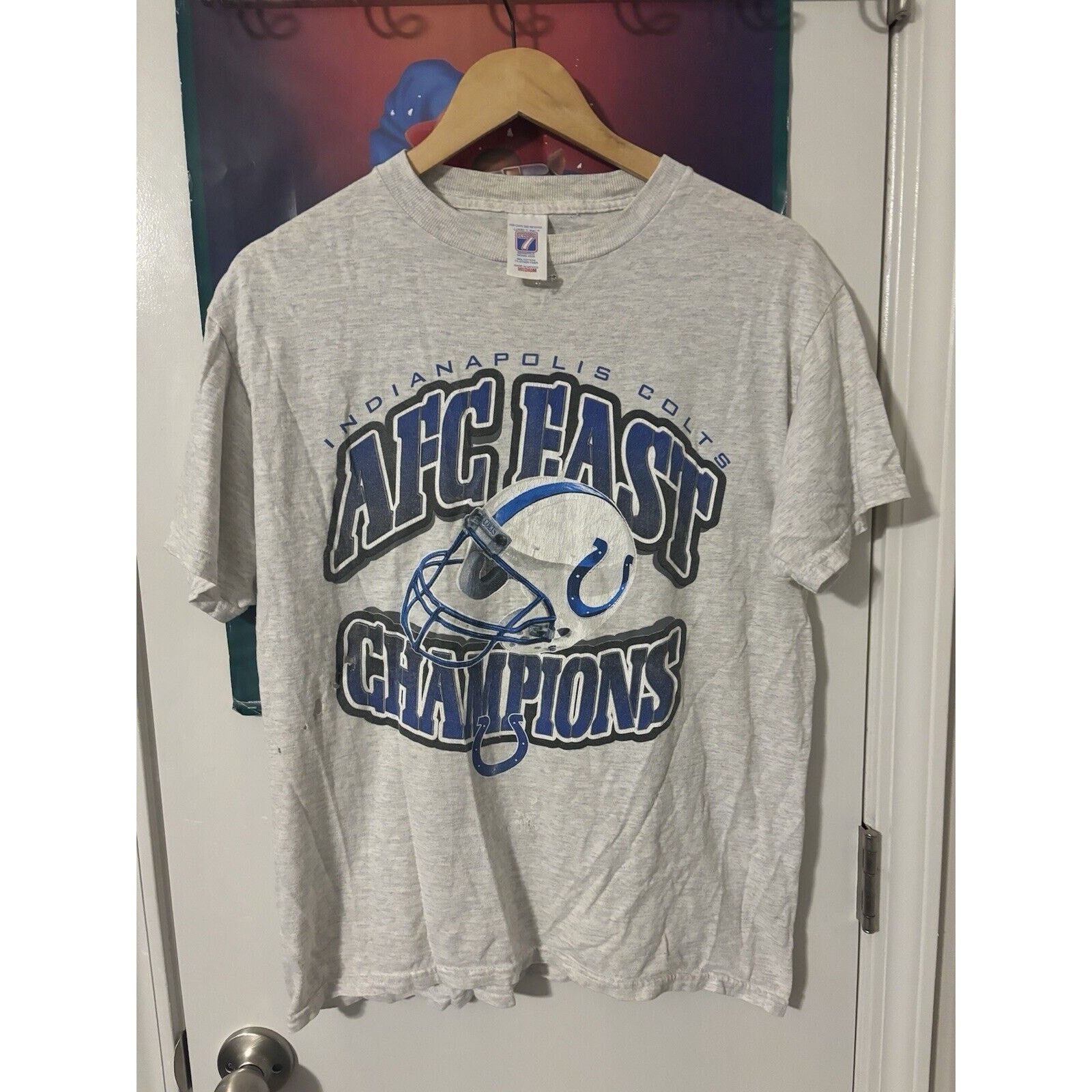 NFL Vintage Distressed Grey AFC East champions NFL Size small Size US S / EU 44-46 / 1 - 6 Thumbnail