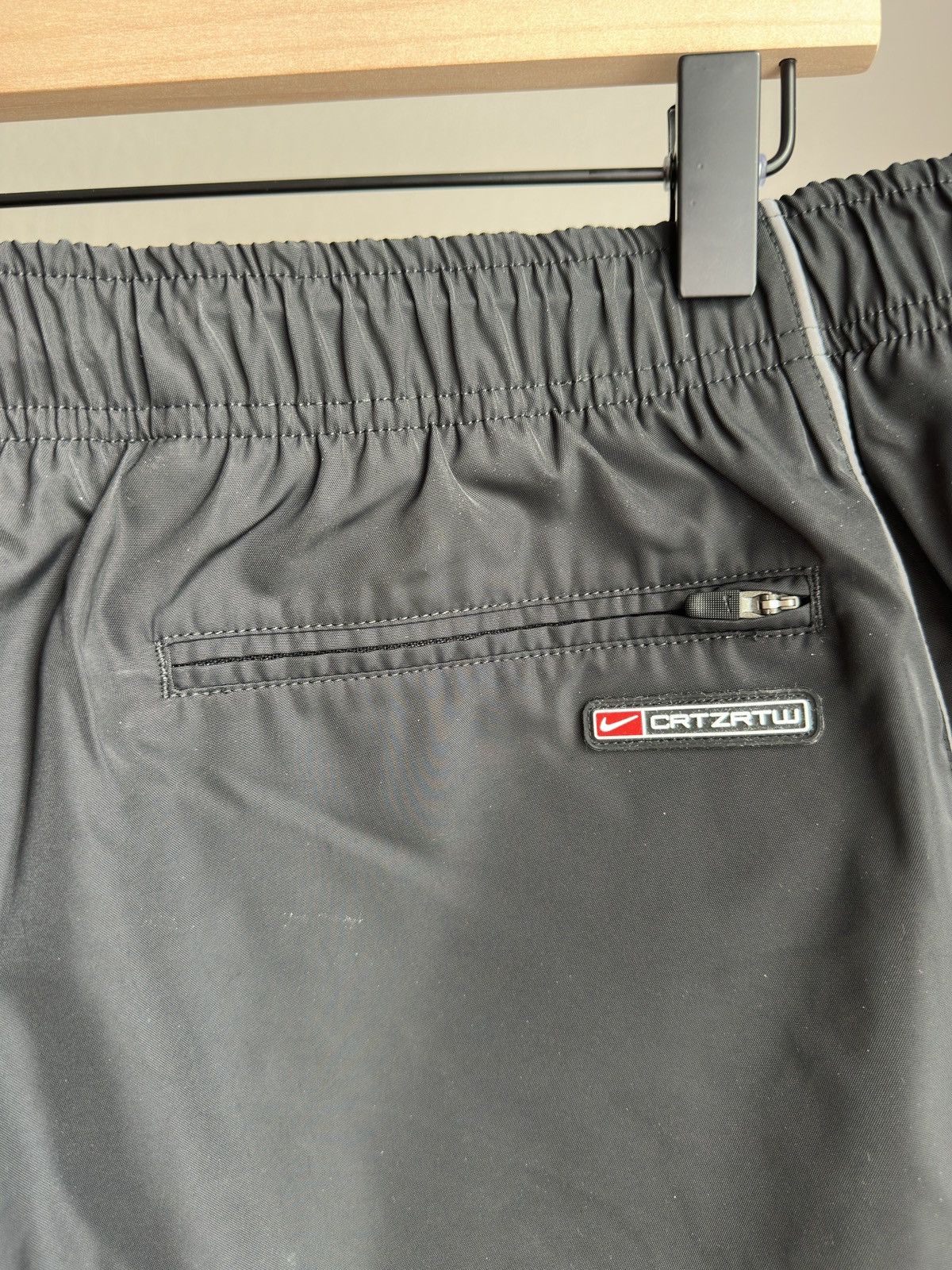 Corteiz × Nike Corteiz x Nike NRG Track Pants Onyx Black Size US 34 / EU 50 - 7 Thumbnail