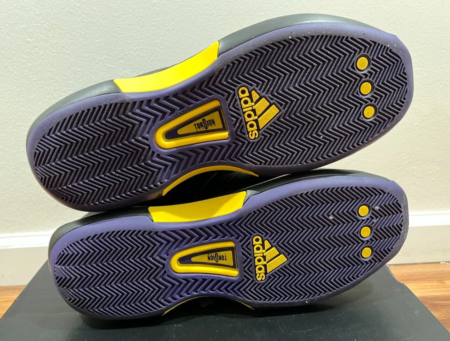Adidas Crazy 1 Lakers PE Retro Size US 10 / EU 43 - 8 Thumbnail