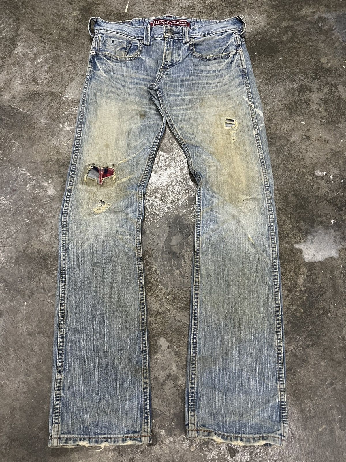 If Six Was Nine LIBERTO DISTRESSED FADED JEAN Size US 32 / EU 48 - 1 Thumbnail
