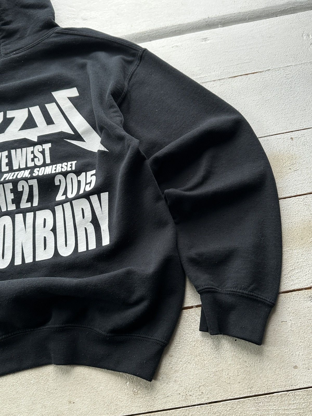 Other 🚨 YEEZUS KANYE WEST BAGGY BOXY SK8 HOODIE GLASTONBURY RARE Size US M / EU 48-50 / 2 - 4 Thumbnail
