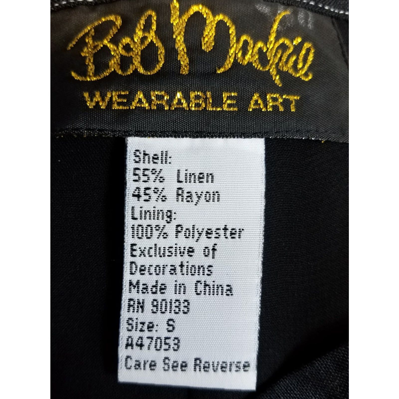 Bob Mackie VINTAGE Bob Mackie Wearable Art Capri Pants Sz Small Black Linen Embroidered Size 28" / US 6 / IT 42 - 4 Thumbnail