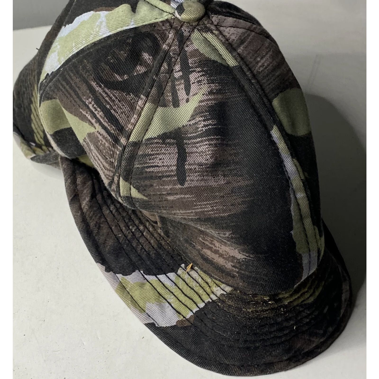 Vintage VINTAGE Hunting Camo Hat Cap Winter Unisex Adults M Camouflage Hunter Theme Mens/Womens Size ONE SIZE - 4 Thumbnail
