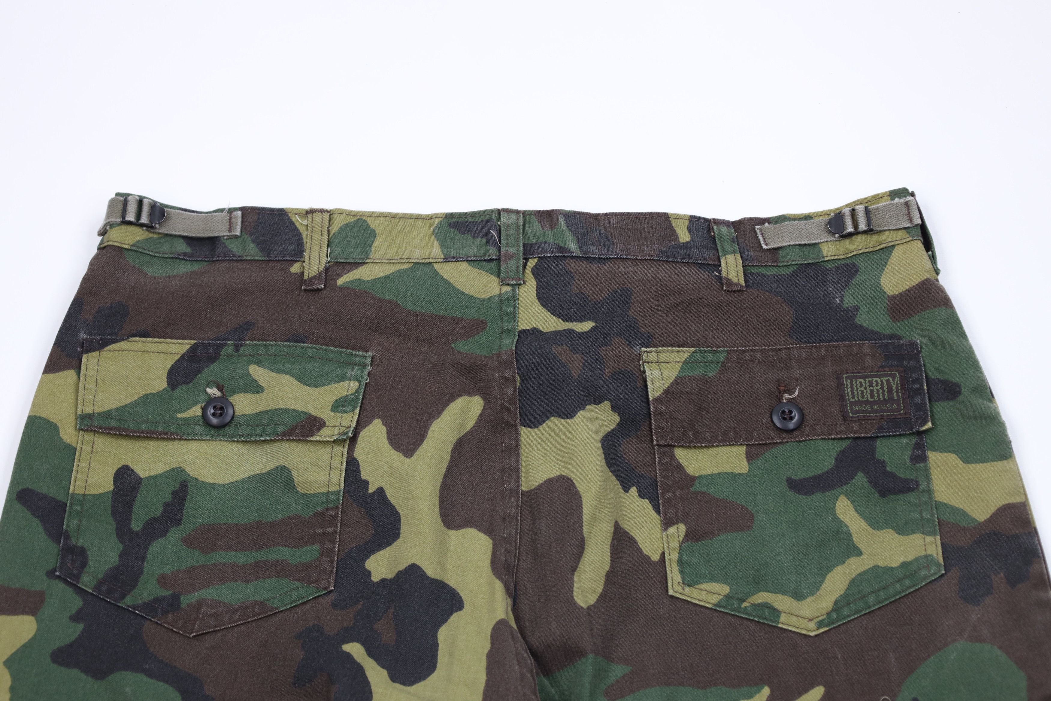 Vintage Vintage 70s Streetwear Camouflage Wide Leg Cargo Pants USA Size US 38 / EU 54 - 10 Thumbnail