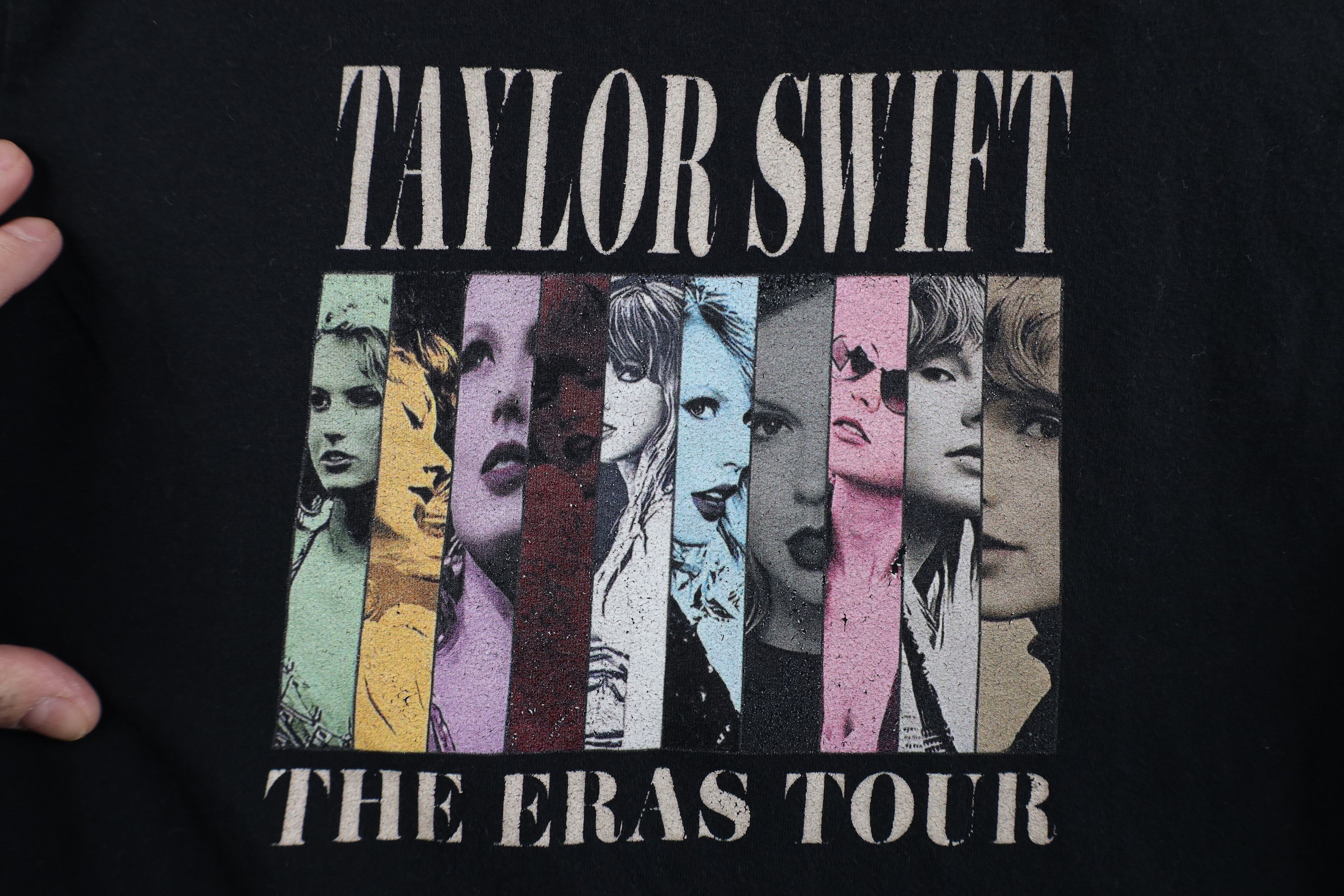 Vintage Official The Eras Tour Taylor Swift Band T-Shirt Black Size M / US 6-8 / IT 42-44 - 4 Thumbnail