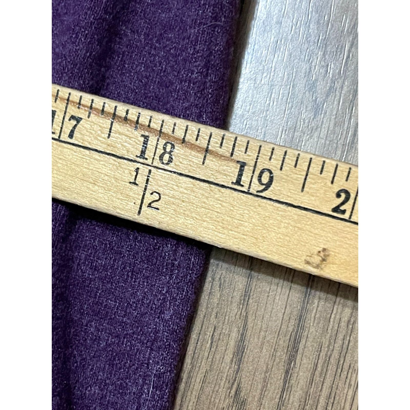 Croft & Barrow Croft & Barrow Sweater Women's Size Large Purple Velvet 3/4 Sleeve Pullover Size L / US 10 / IT 46 - 5 Thumbnail