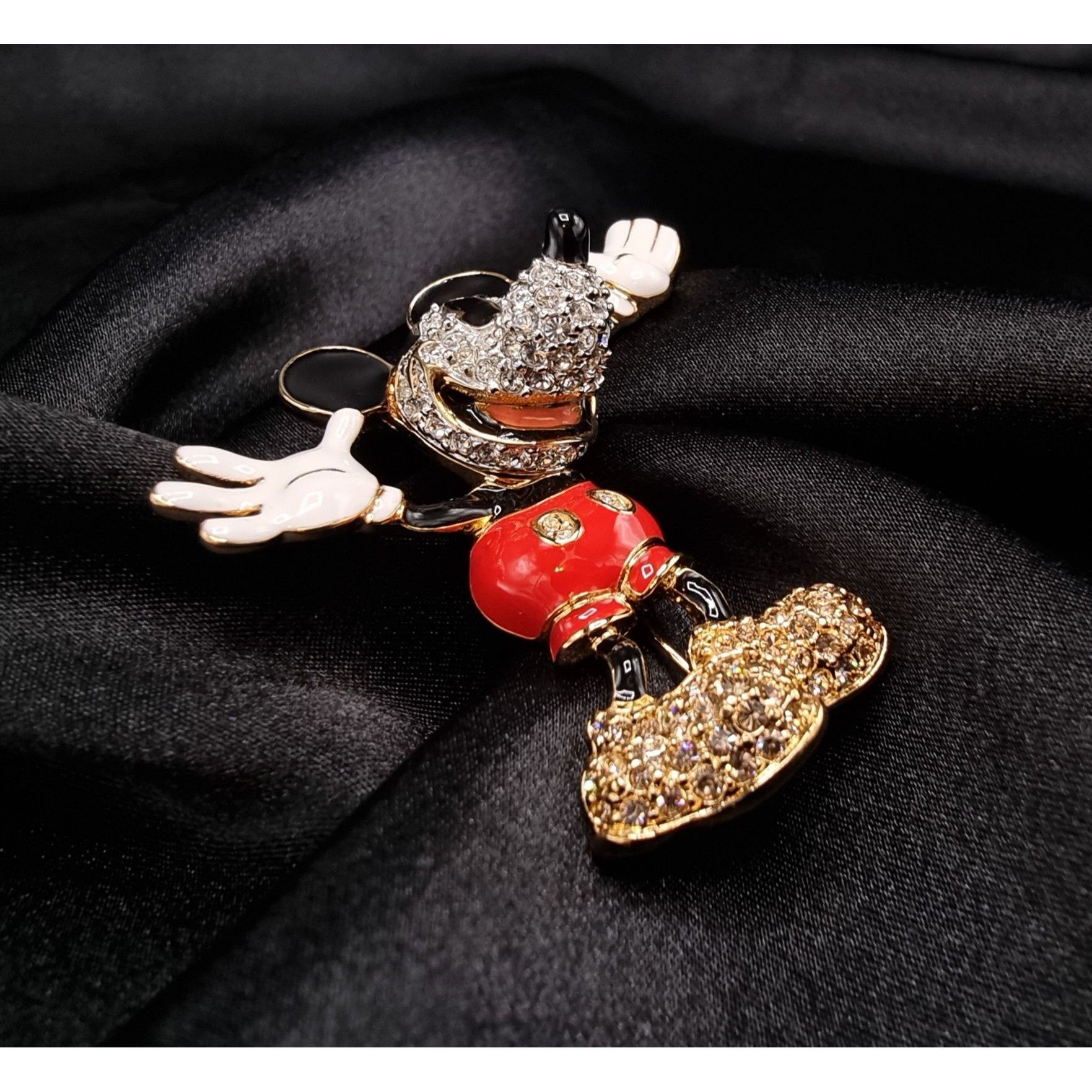 Disney Rare Vintage Limited Edition Swarovski Disney Mickey Mouse B Size ONE SIZE - 4 Thumbnail