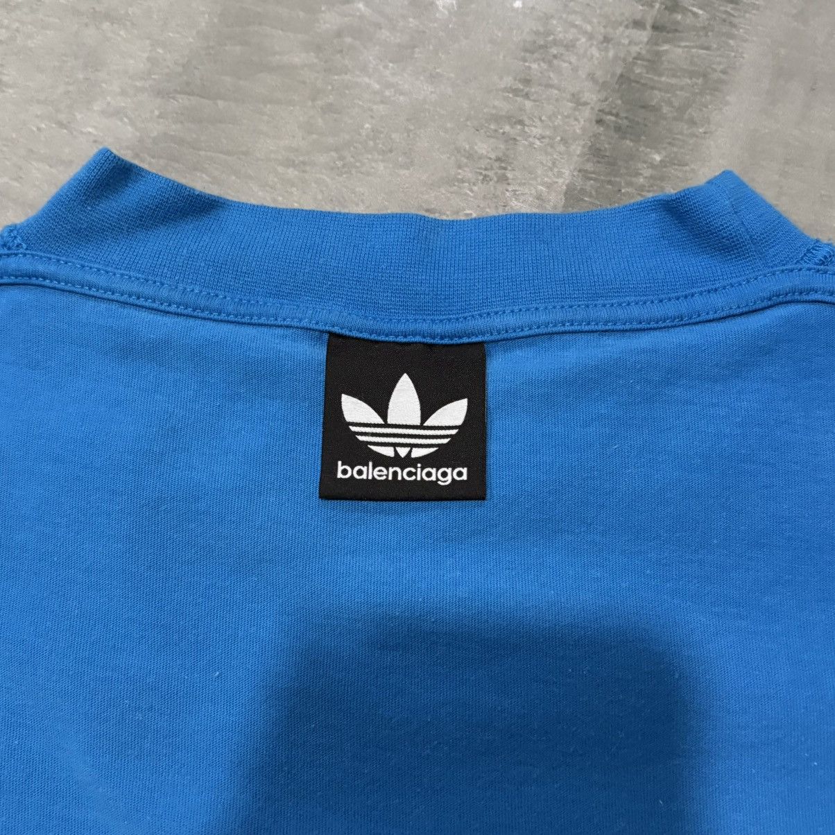 Balenciaga Balenciaga x Adidas Reversible Inside out Blue Shirt Size US XXS / EU 40 - 5 Thumbnail