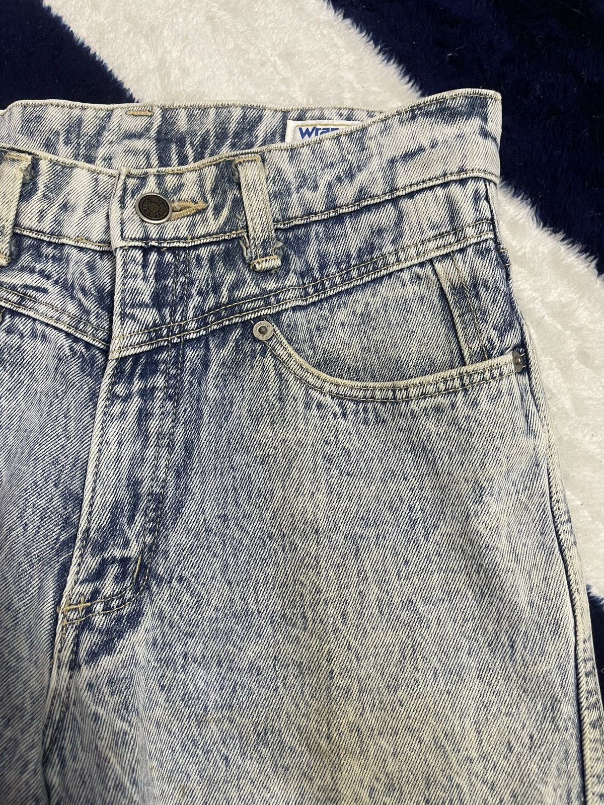 Japanese Brand × Wrangler Wrangler Acid Wash Jeans (14) Size US 28 / EU 44 - 12 Thumbnail