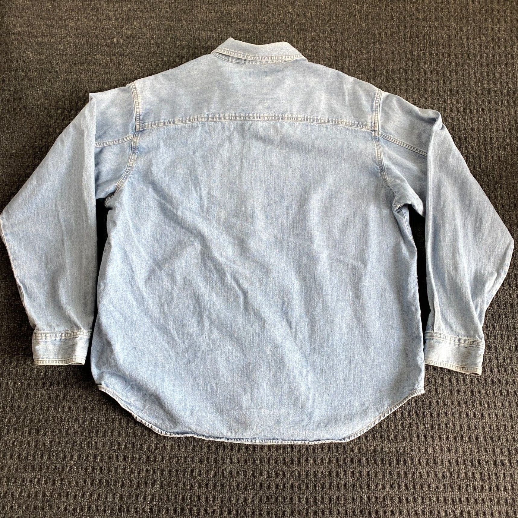 Levi's VINTAGE Levi’s Jeans Red Tab Chambray Denim Button Long Sleeve Shirt 90’s XL Mens Regular Blue Cotton Chambray 90s Biker Retro Rock Jeans Shirt Size US XL / EU 56 / 4 - 3 Thumbnail
