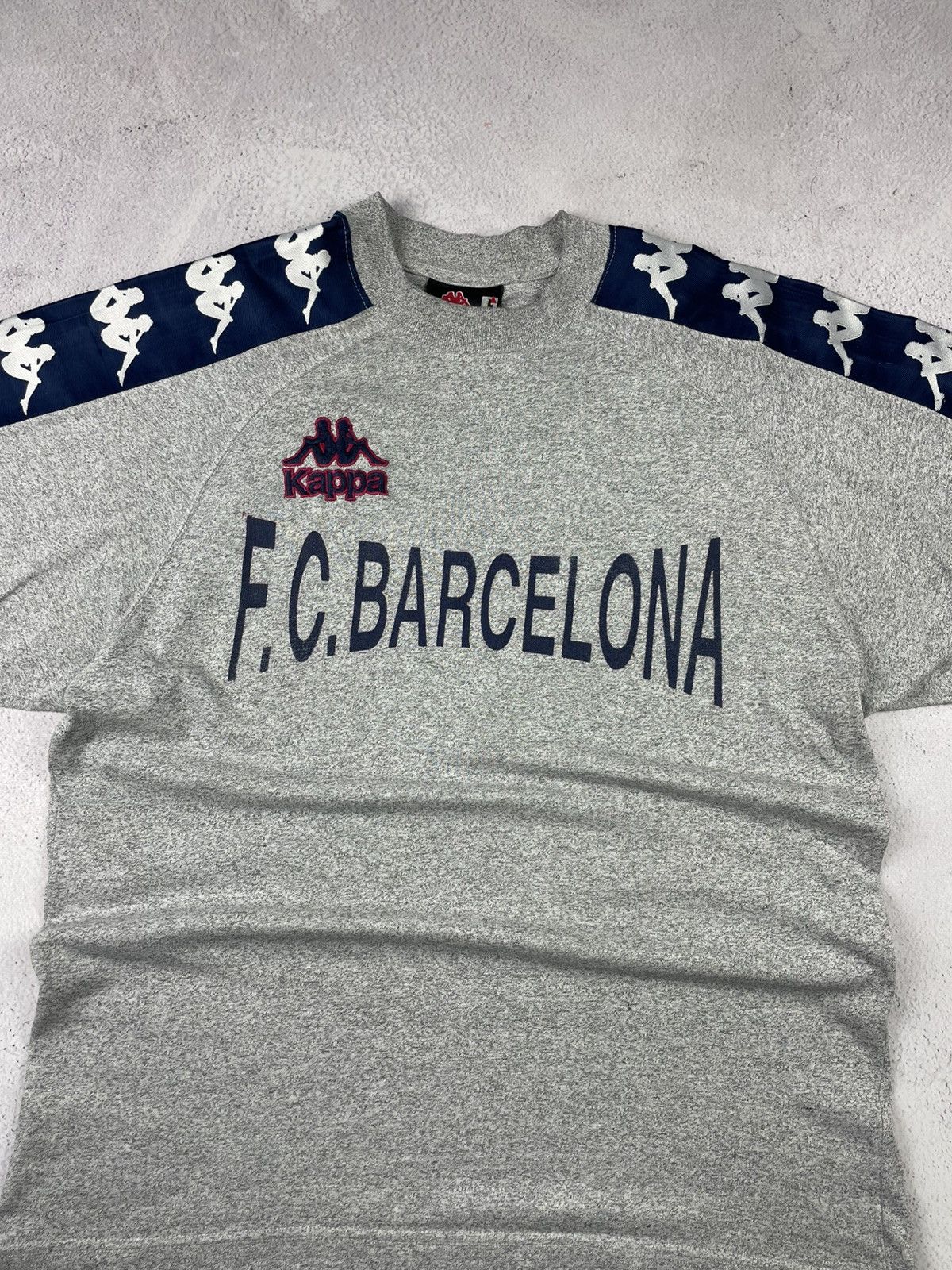 Vintage Vintage Kappa FC Barcelona Training 90 Rare Logo Tape Jersey Size US L / EU 52-54 / 3 - 3 Thumbnail