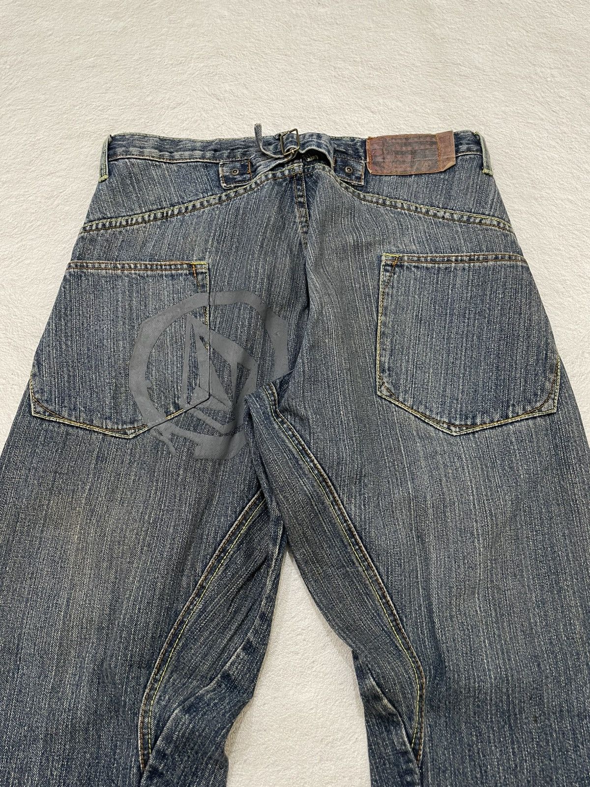 Volcom Volcom Workwear Archival Denim Big Logo Mudwash Jeans Y2K Size US 33 - 6 Thumbnail