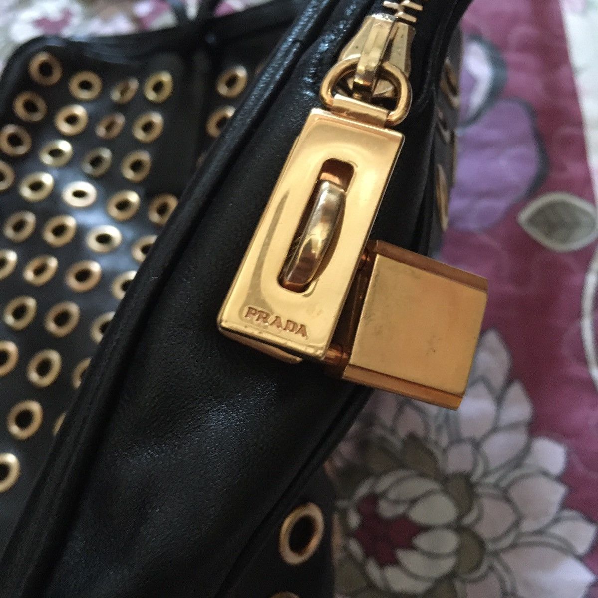 Prada Rare Prada with stud punk style leather bag Size ONE SIZE - 16 Thumbnail