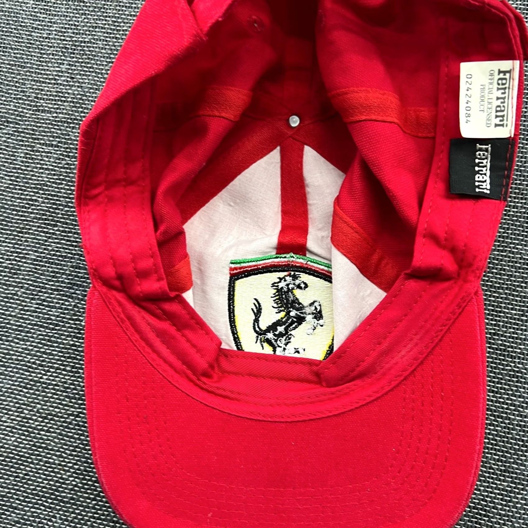 Ferrari VINTAGE Ferrari Scudaria Cap OS Adjustable Racing Red Official Product 90s Unisex Adults Beanie Hat Mens Womens Os Red Size ONE SIZE - 7 Thumbnail