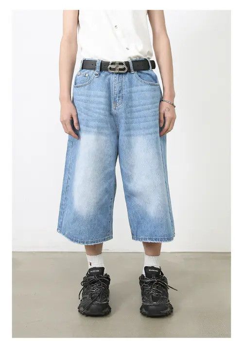 Other Light blue vintage distressed straight denim shorts Size US 32 / EU 48 - 7 Thumbnail