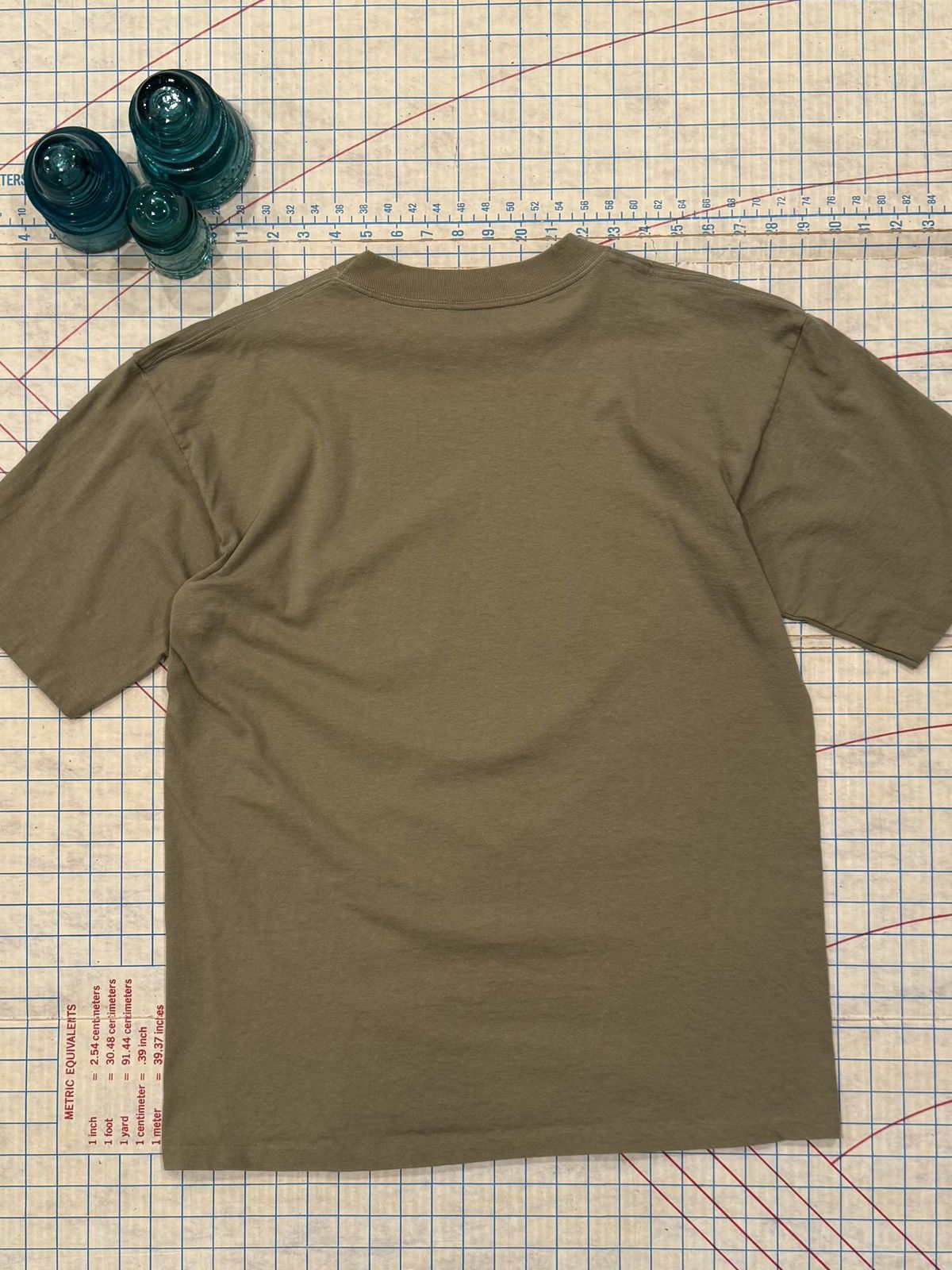 Vintage Vintage Mount Rushmore Graphic Tee Mens Size Large USA Made Size US L / EU 52-54 / 3 - 10 Thumbnail