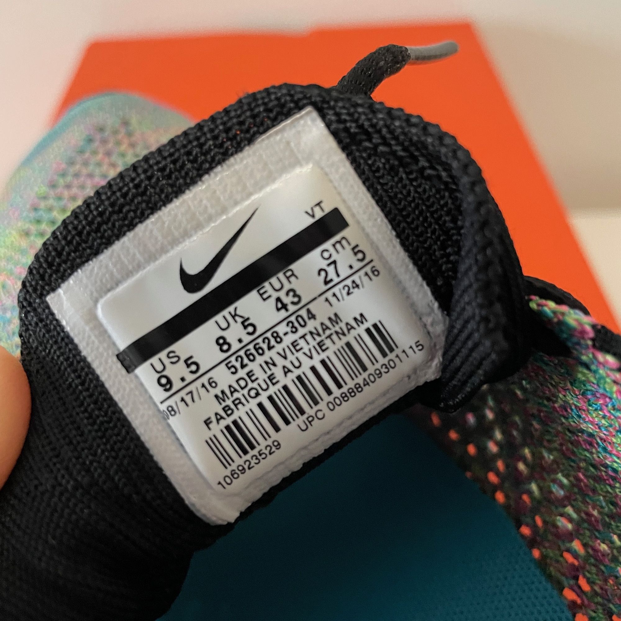 Nike Flyknit Racer Multicolor Size US 9.5 / EU 42-43 - 8 Thumbnail