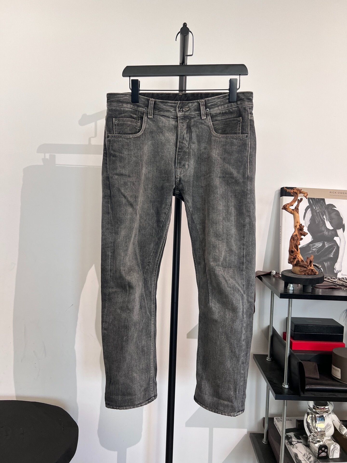 Rick Owens Drkshdw Rick Owens Drkshdw Washed Distressed Cropped Jeans 31 Size US 31 - 1 Thumbnail