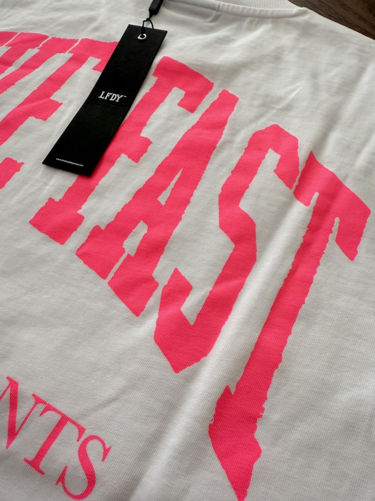 LFDY LFDY LiveFast No Rich Parents Pink Tshirt Tee Size US L / EU 52-54 / 3 - 4 Thumbnail