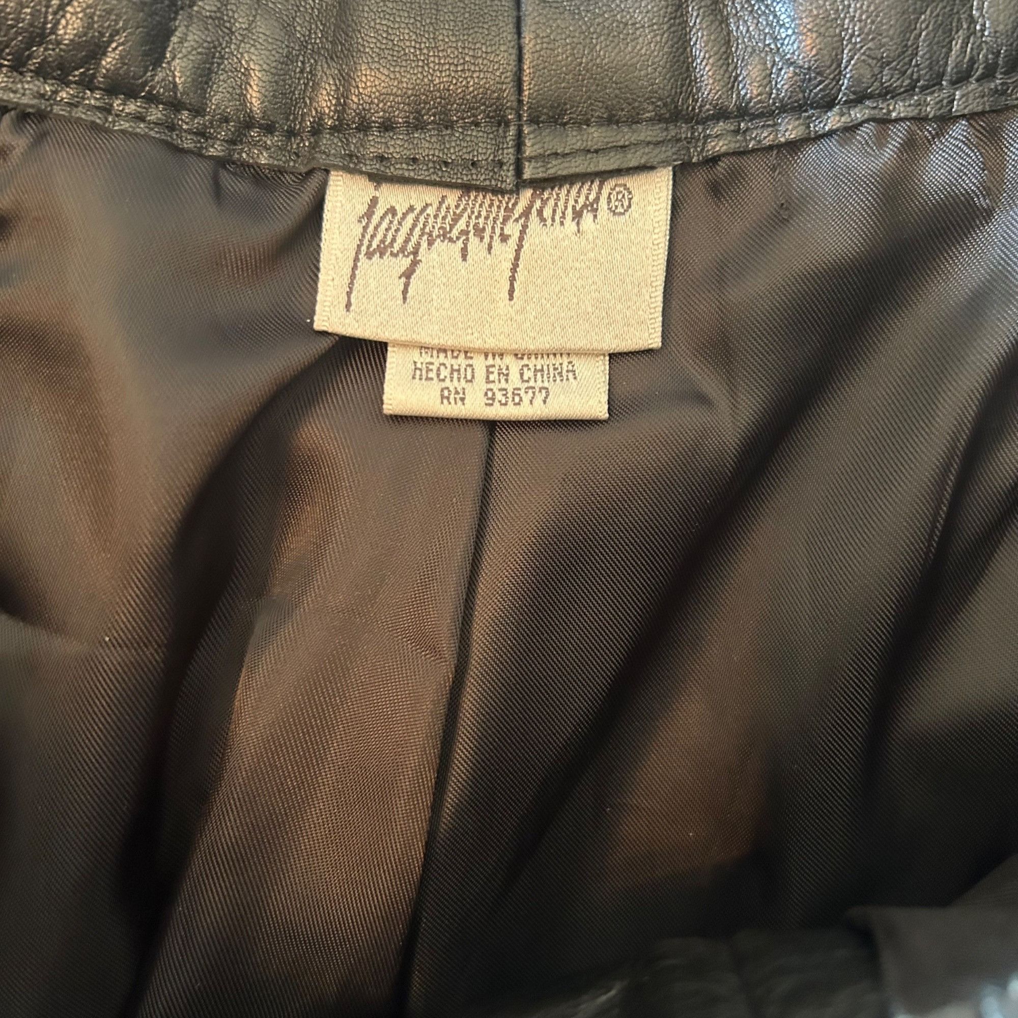 Vintage Vintage Jacqueline Ferrar Leather Straight Leg High Rise Edg Size 34" / US 12 / IT 48 - 4 Thumbnail