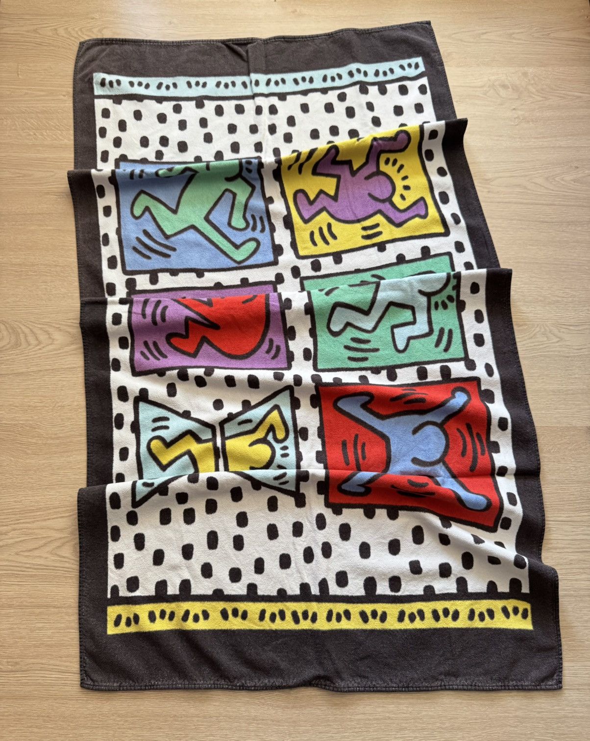 Keith Haring Vintage 90’s Keith Haring Art Authentic Rare Big Towell Size ONE SIZE - 1 Thumbnail